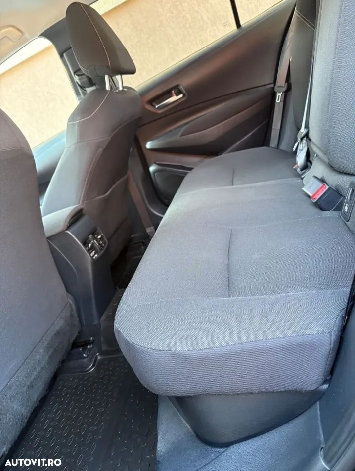 Toyota Corolla 1.8 HSD Dynamic - 6