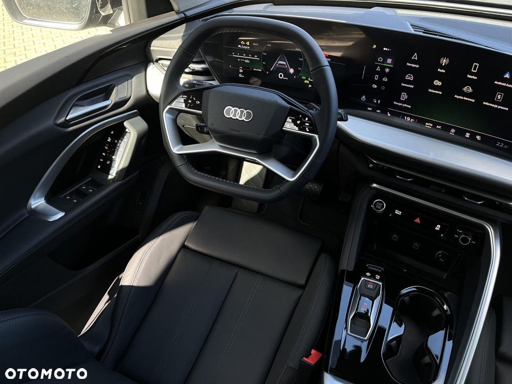 Audi Q5 Sportback - 41
