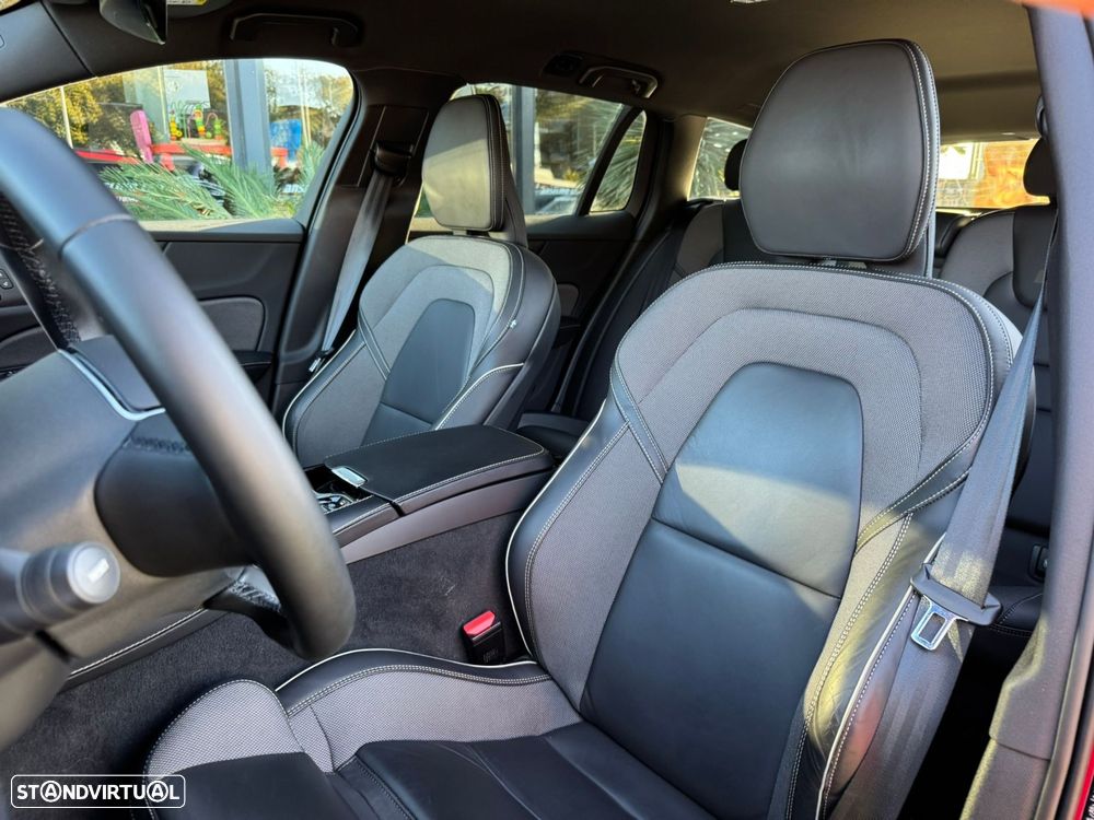 Volvo V60 2.0 T6 AWD TE R-Design - 17