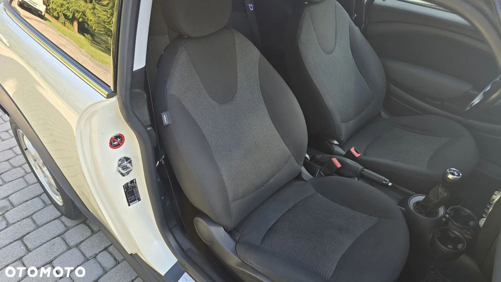 MINI ONE Standard - 18