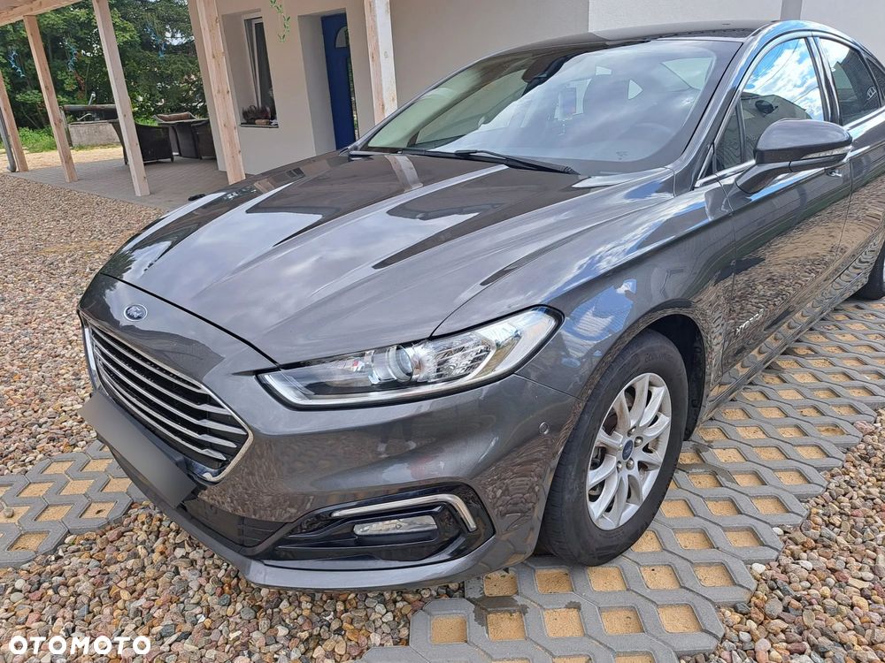 Ford Mondeo 2.0 Hybrid Titanium - 4