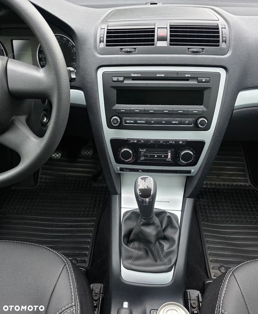 Skoda Octavia 1.6 Elegance EU5 - 33