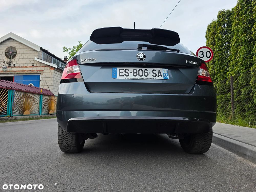 Skoda Fabia 1.0 TSI DSG Monte Carlo - 36