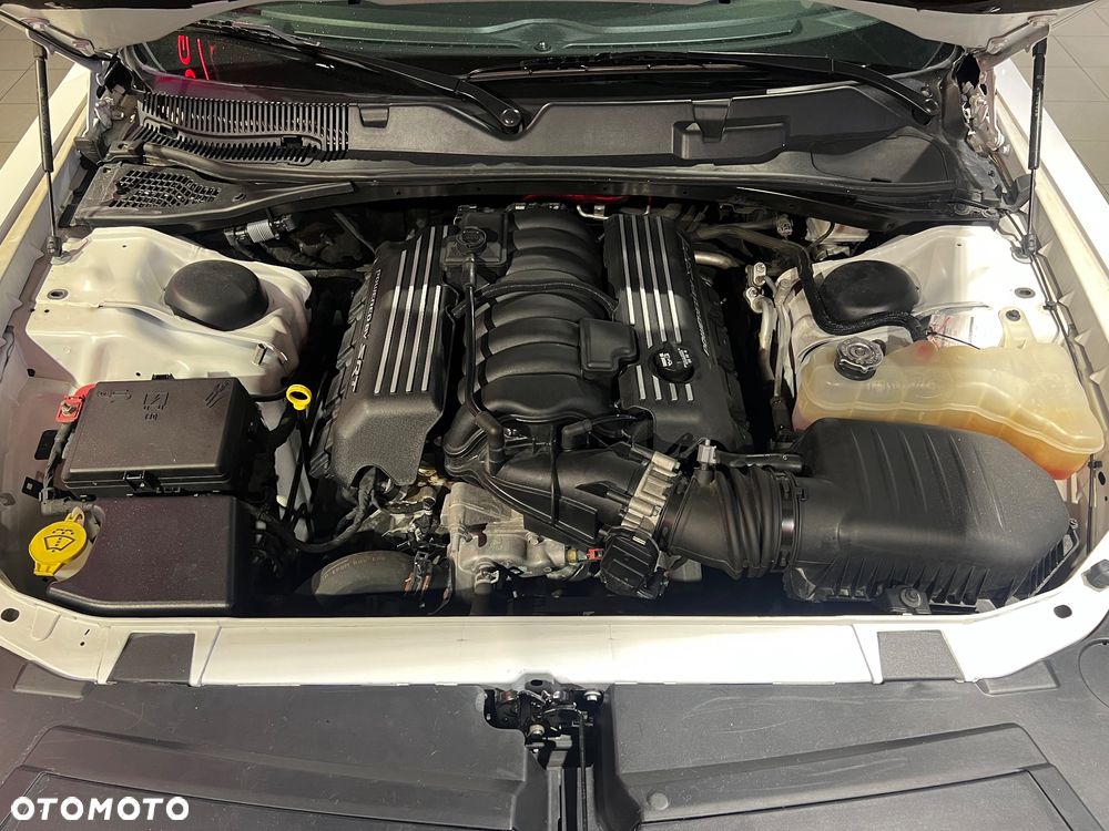 Dodge Challenger 6.4 Scat Pack - 14