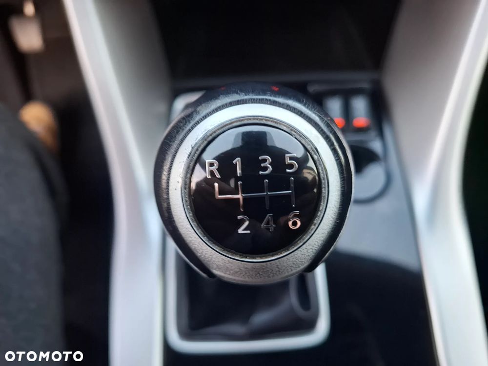 Mitsubishi Eclipse Cross 1.5 T GPF Invite Plus - 29