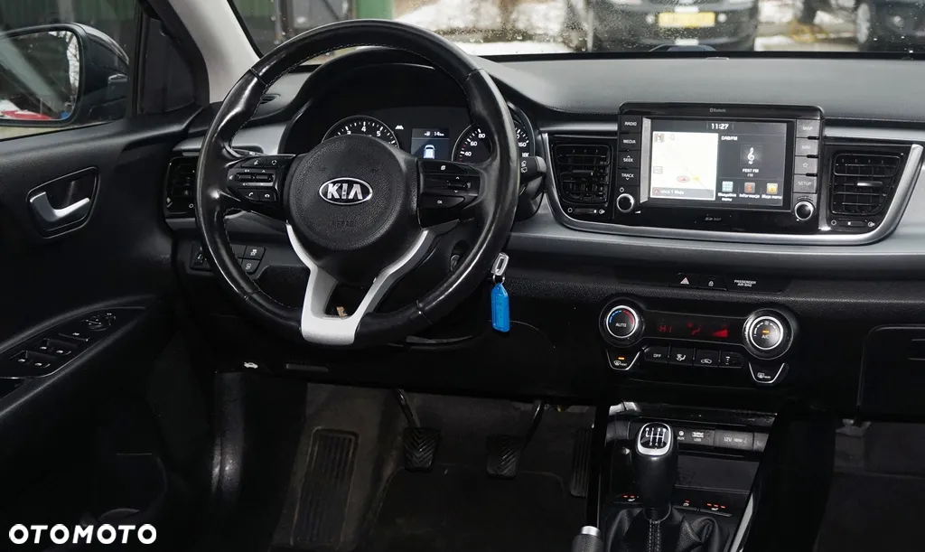 Kia Rio - 26