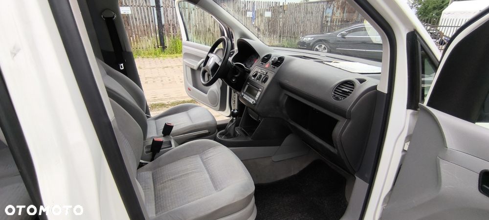 Volkswagen Caddy - 5