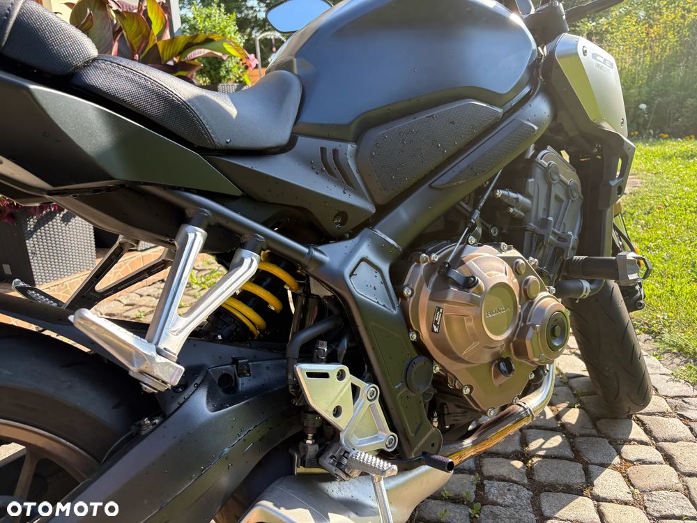 Honda CB - 21