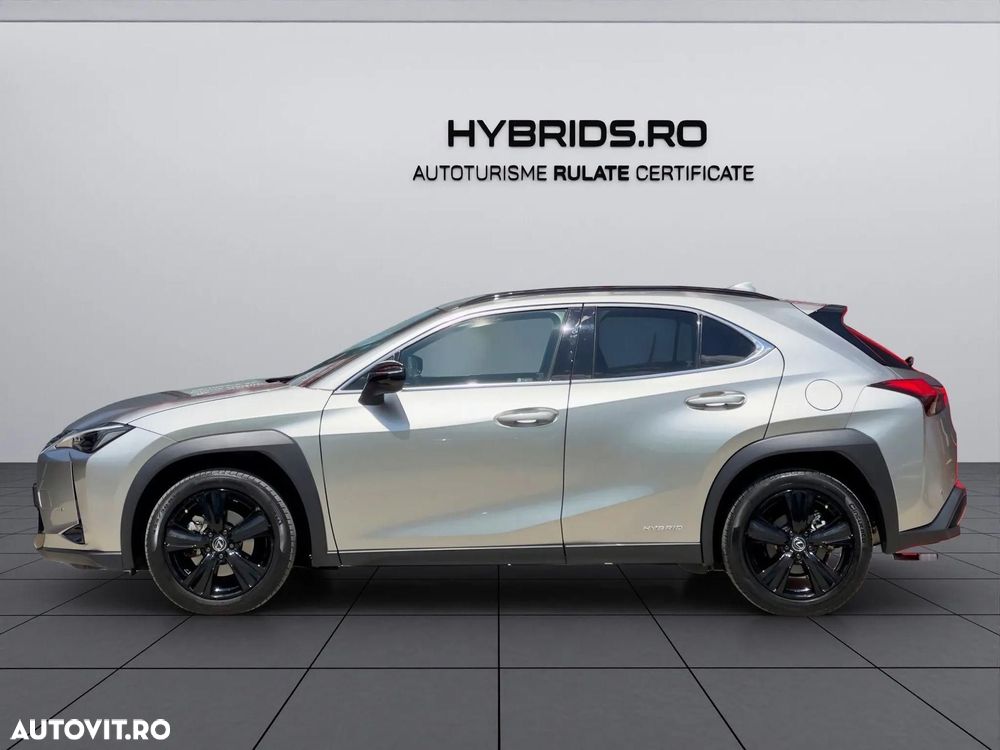 Lexus UX 250h (E-FOUR) Executive Line - 2