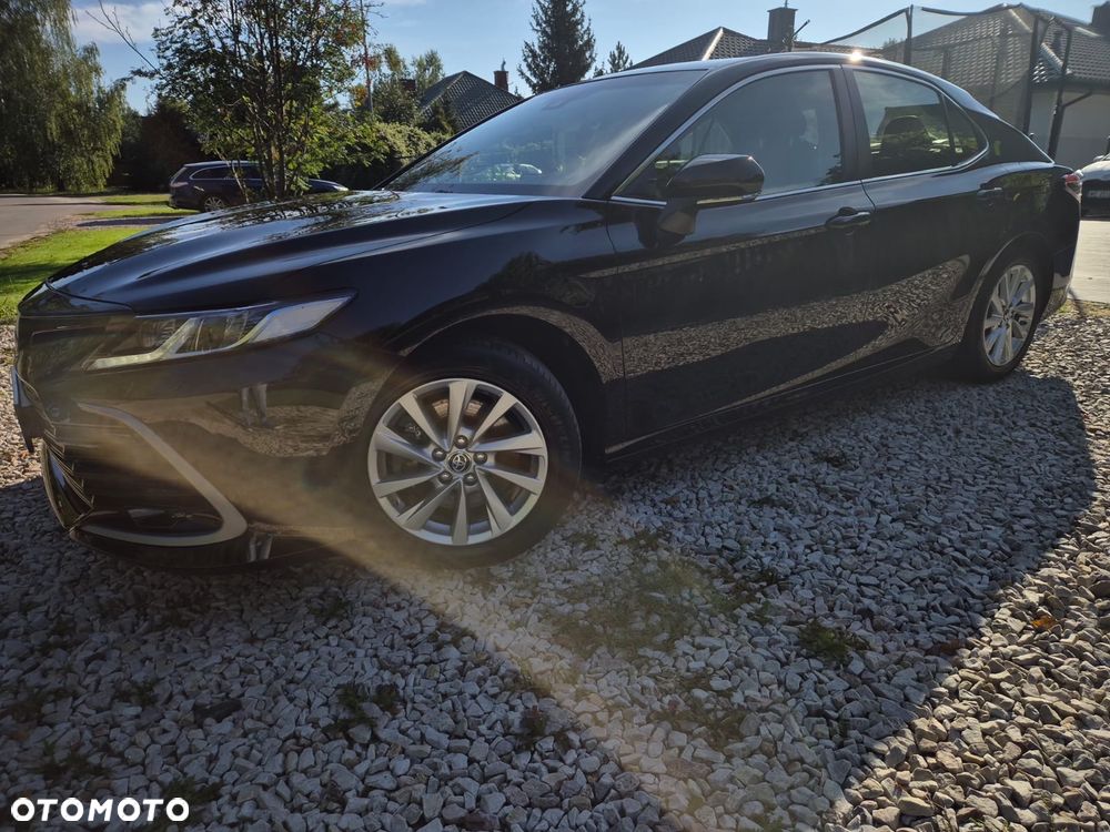 Toyota Camry 2.5 Hybrid Comfort CVT - 23