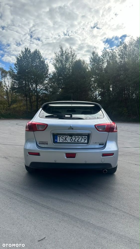 Mitsubishi Lancer 1.6 Invite - 9