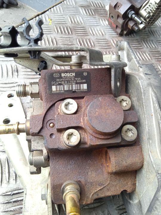 Bomba injetora Peugeot Citroen 1.6 Hdi 90cv Ref: Bosch 0445010102 - 2