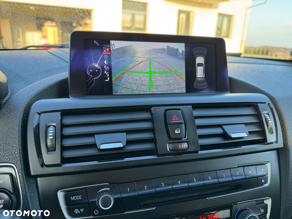 BMW Seria 1 120d Sport-Aut Sport Line - 37