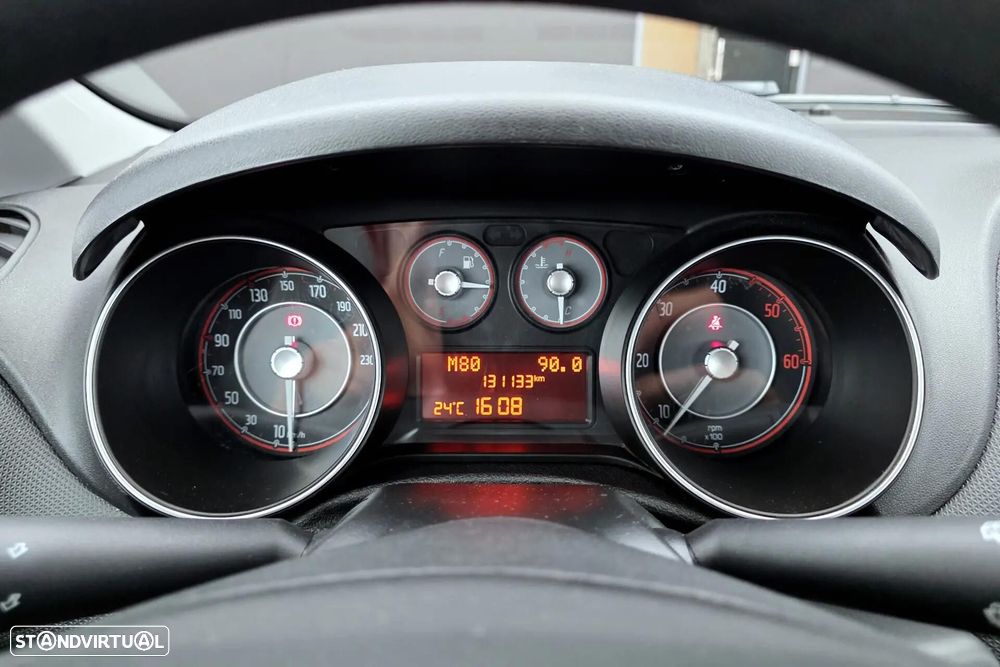 Fiat Punto 1.3 M-Jet Easy S&S - 17