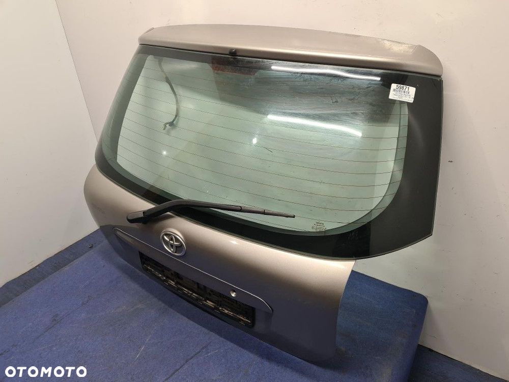 TOYOTA COROLLA  E12 1.4 D-4D TYLNA KLAPA BAGAŻNIKA - 7