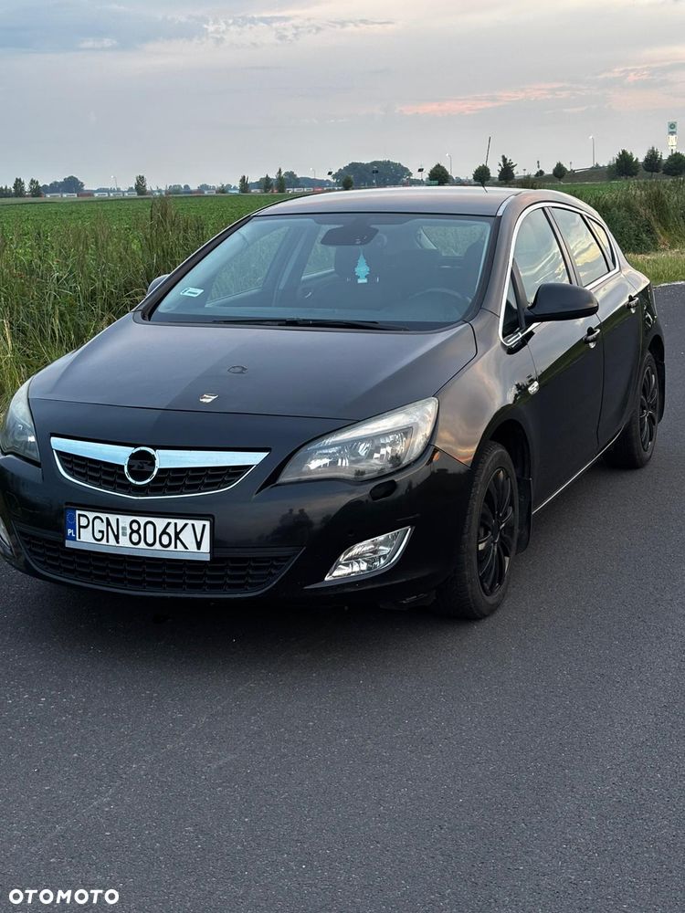 Opel Astra 1.4 Turbo Cosmo - 1