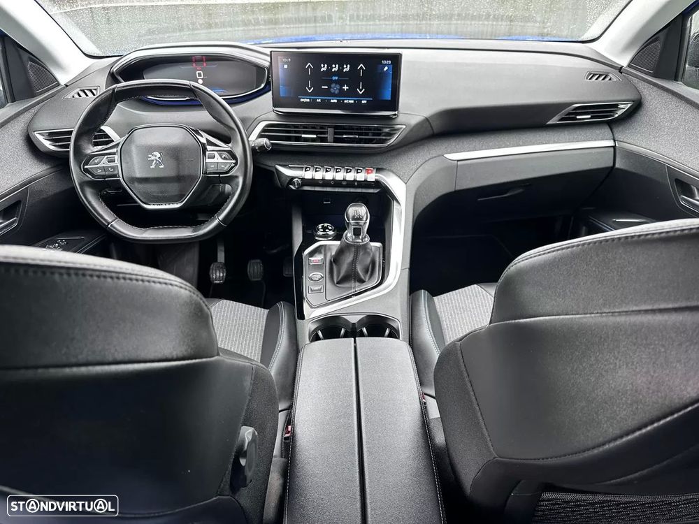 Peugeot 3008 PureTech 130 Stop & Start GPF Allure Pack - 32