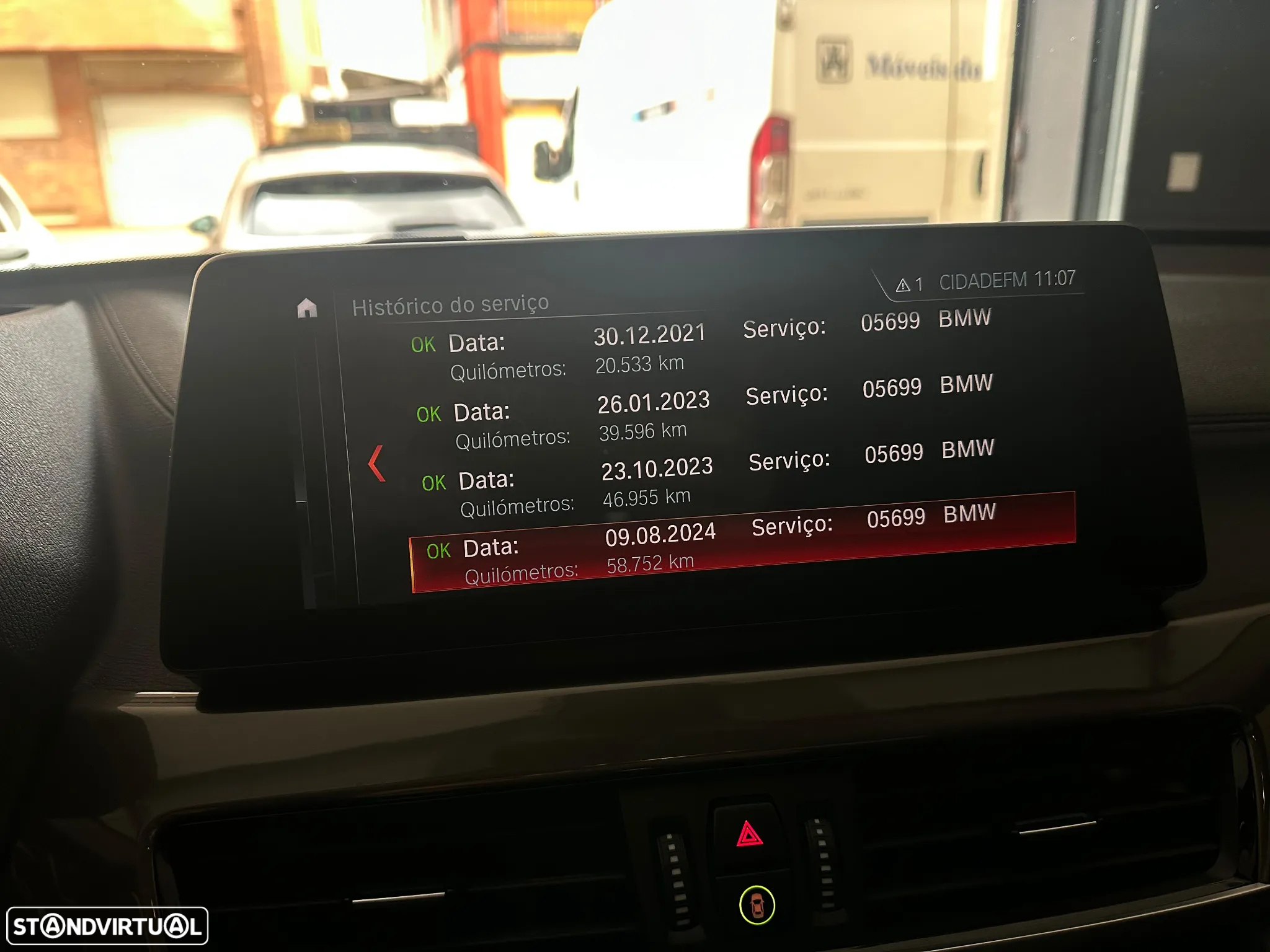 BMW X1 16 d sDrive xLine Auto - 30