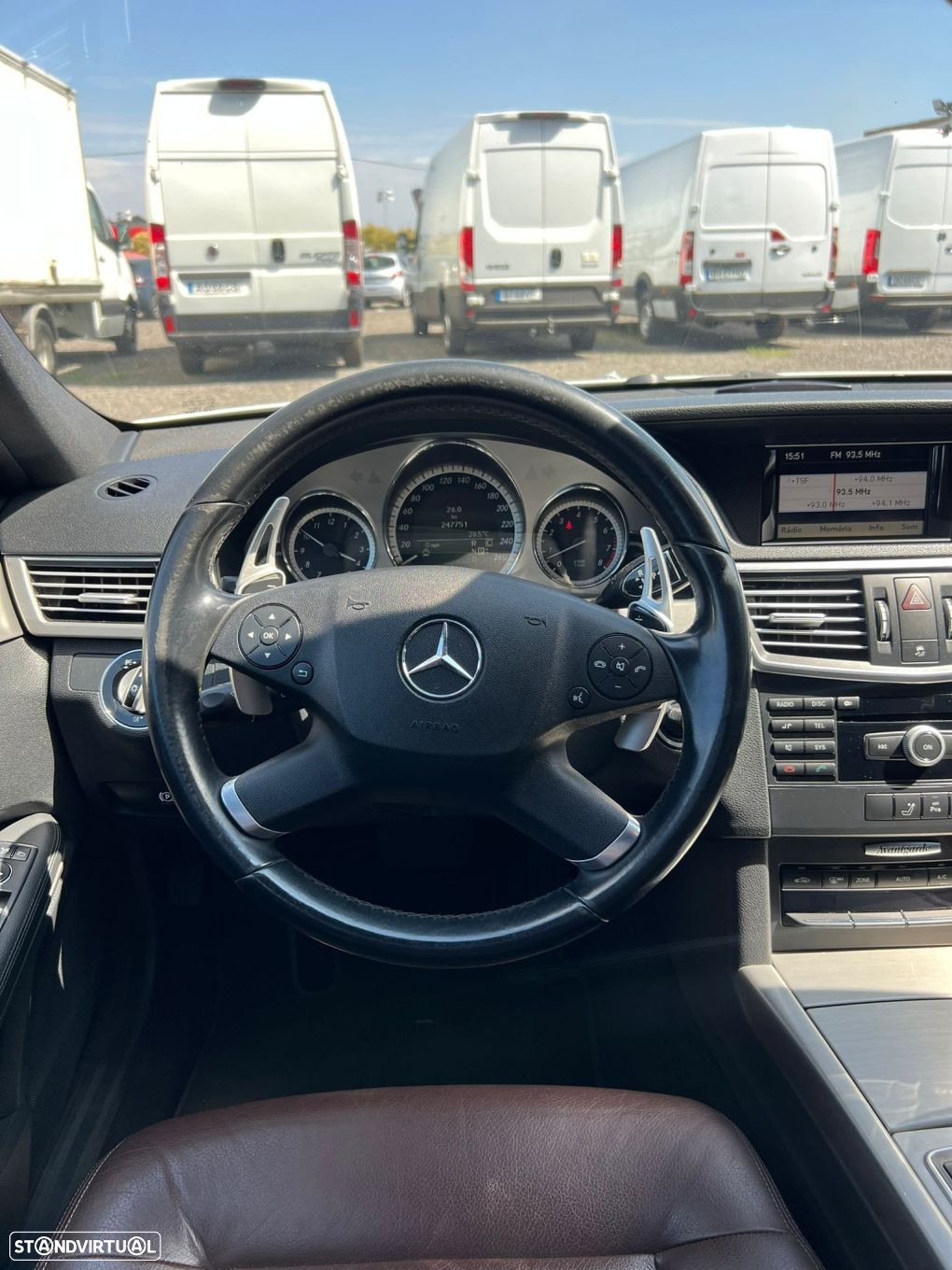 Mercedes-Benz E 350 CGI Avantgarde BlueEfficiency - 15