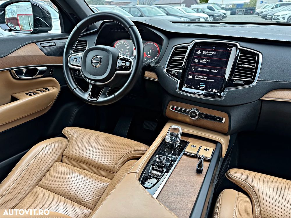 Volvo XC 90 T8 AWD Twin Engine Geartronic Inscription - 11