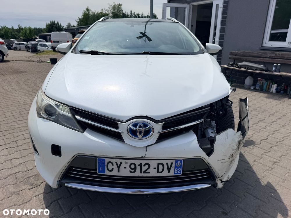 Toyota Auris 1.8 HSD Prestige NAVI - 8