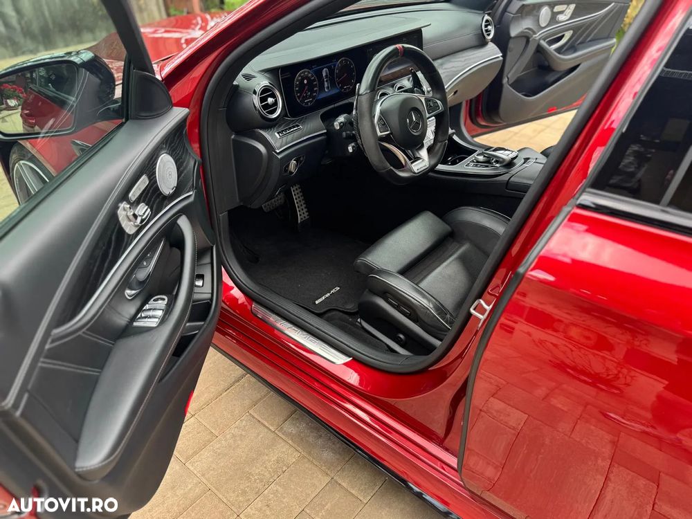Mercedes-Benz E AMG 63 S 4Matic AMG Speedshift 9G-MCT Edition 1 - 13