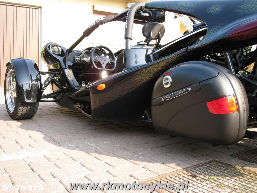 Can-Am Spyder - 18