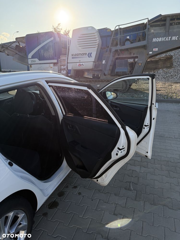 Toyota Auris - 20