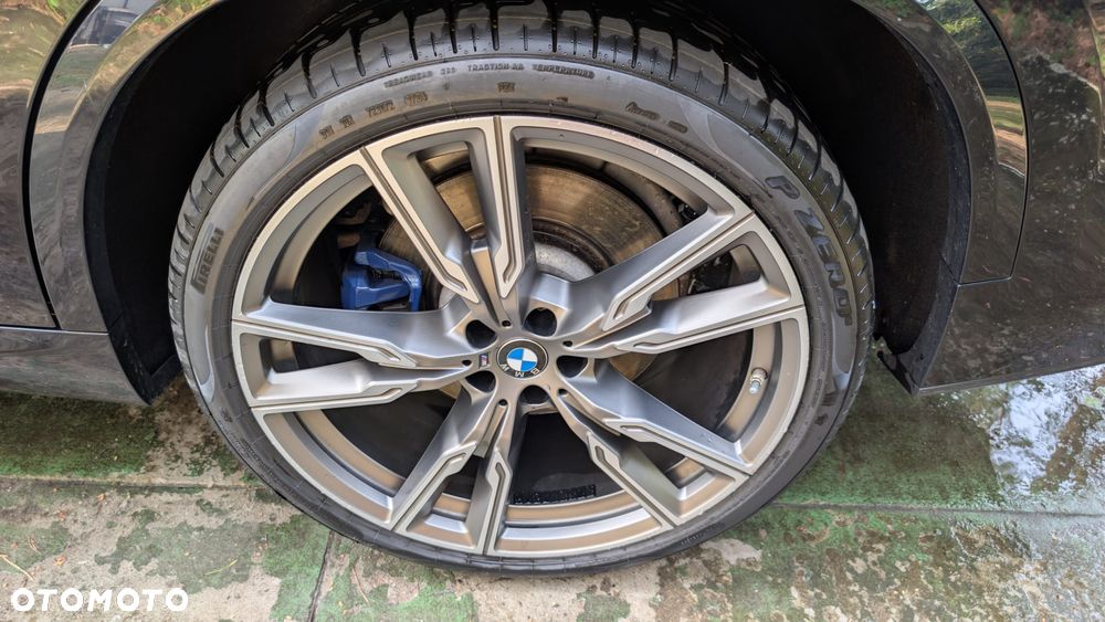 BMW X5 M M50d - 27