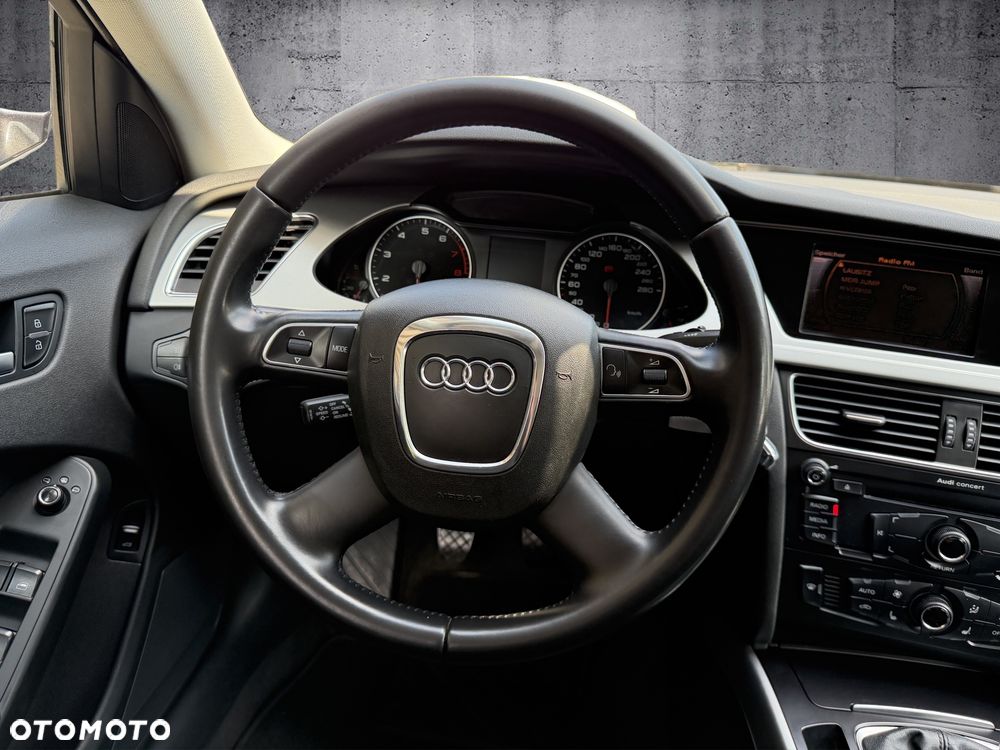 Audi A4 Limousine 1.8 TFSI Ambiente - 13