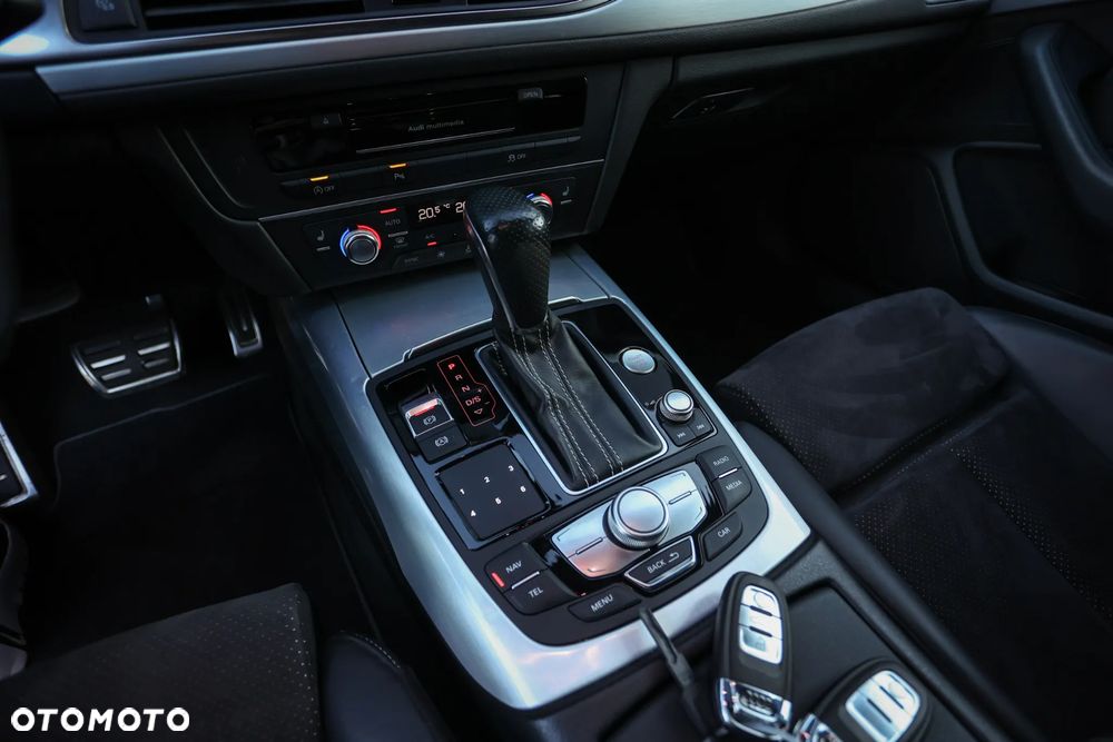 Audi A6 Avant 2.0 TDI Ultra DPF S tronic - 30