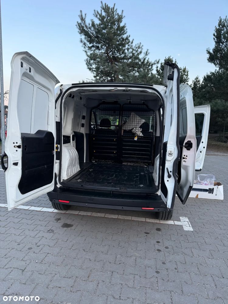 Fiat Doblo - 38