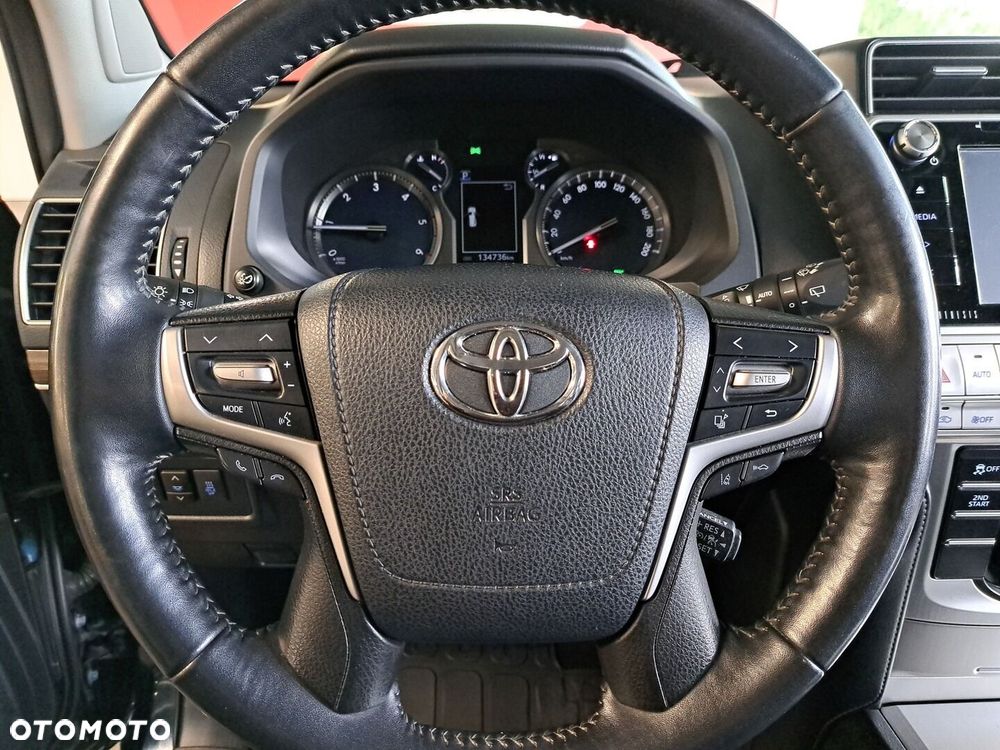 Toyota Land Cruiser LC 2.8 D-4D Invincible - 26