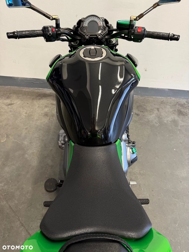 Kawasaki Z 900 - 37