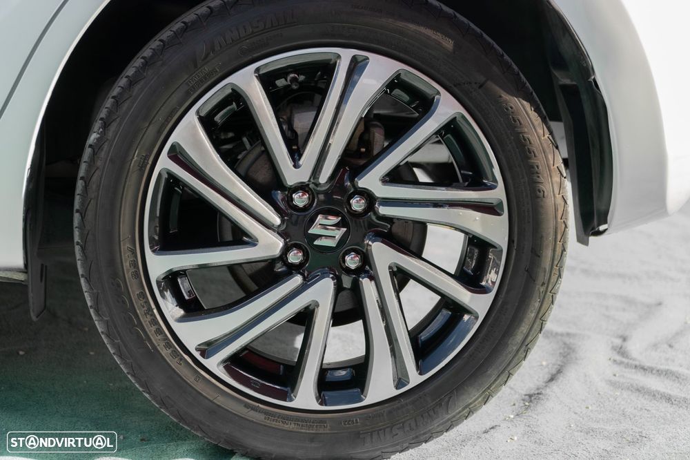 Suzuki Swift 1.2 Dualjet Hybrid Club - 19