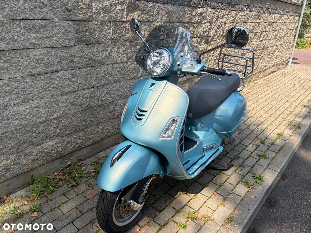 Vespa GTS - 7