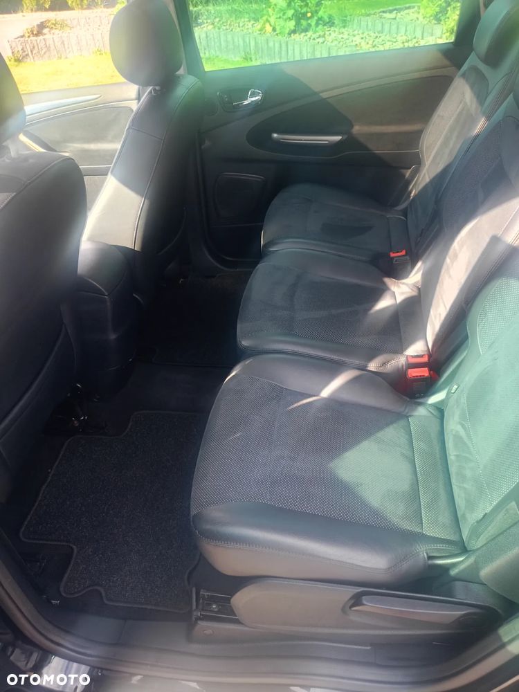 Ford S-Max - 6