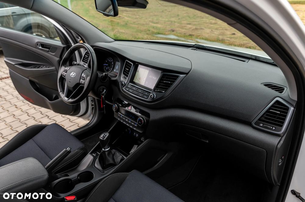 Hyundai Tucson 1.6 Turbo 2WD Passion - 24