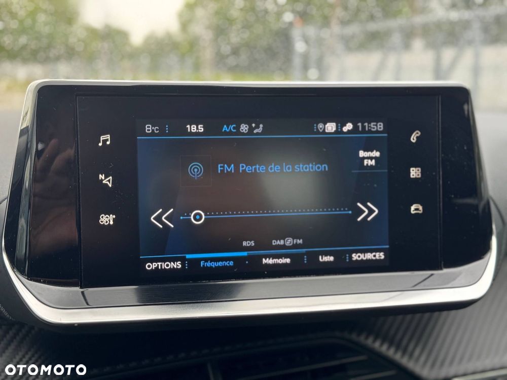 Peugeot 2008 1.5 BlueHDi Active Pack S&S - 23