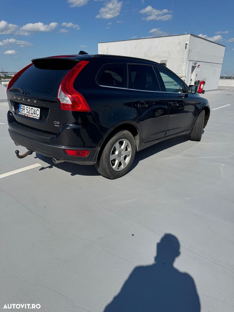 Volvo XC 60 2.4D AWD Momentum - 9
