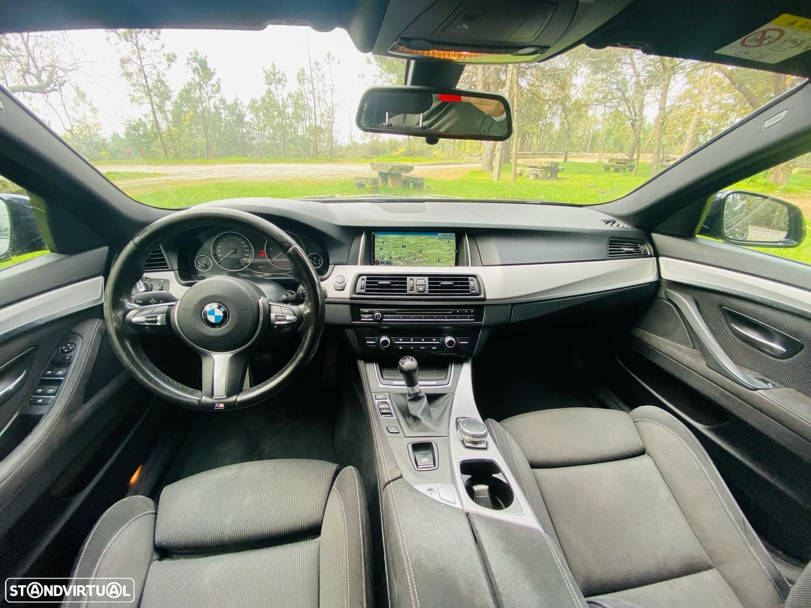 BMW 520 d Pack M - 25