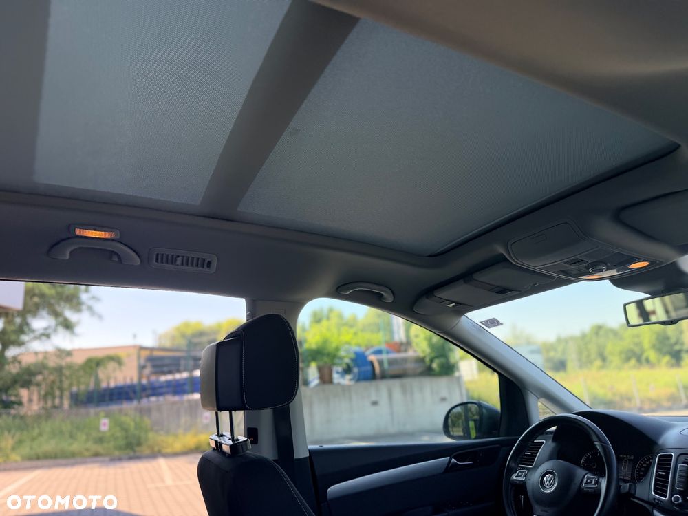 Volkswagen Sharan - 22