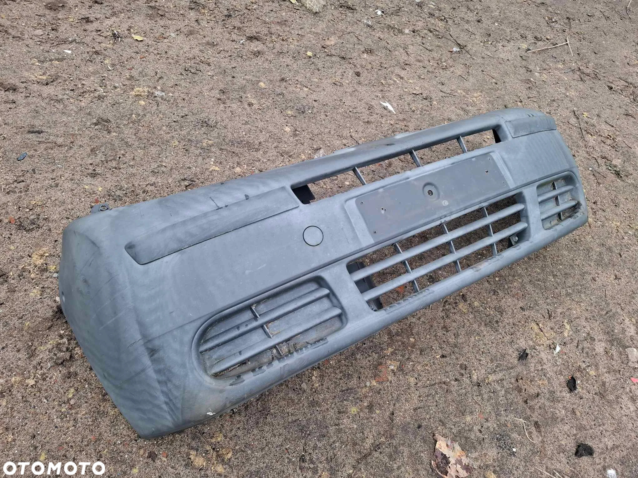 ZDERZAK PRZEDNI PRZÓD OPEL VIVARO A RENAULT TRAFIC II 01-06 - 3