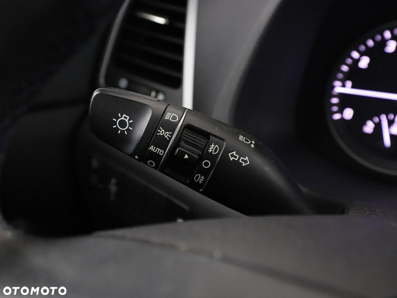 Hyundai Tucson 1.6 GDi 2WD Trend - 32