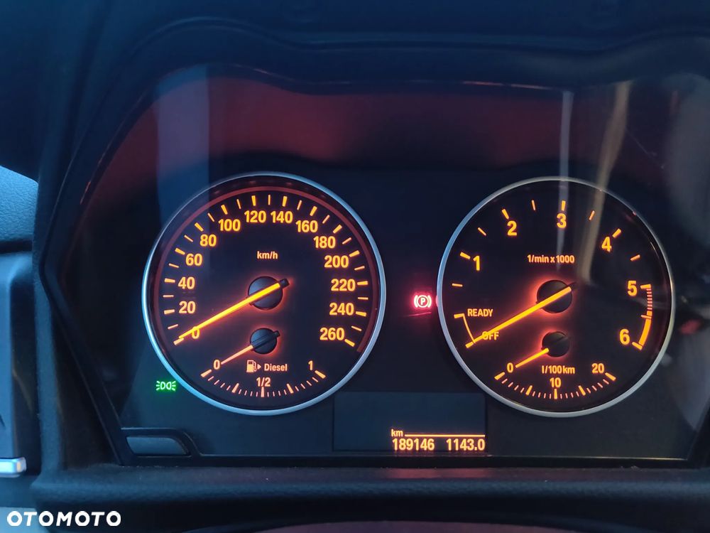 BMW Seria 2 214d Luxury Line - 12