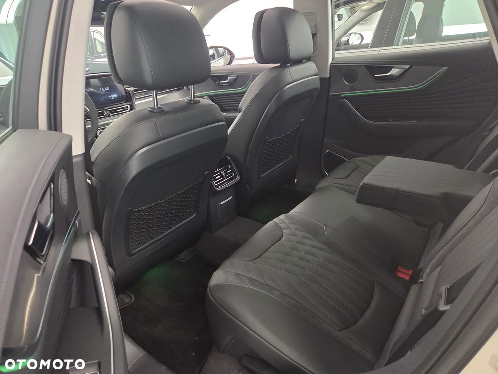 Hongqi HS5 2.0T Executive AWD - 11