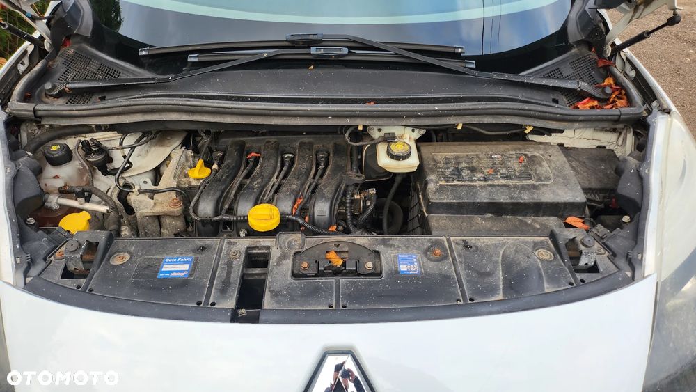 Renault Grand Scenic 1.6 16V 110 Expression - 19