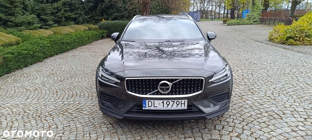 Volvo V60 Cross Country - 2