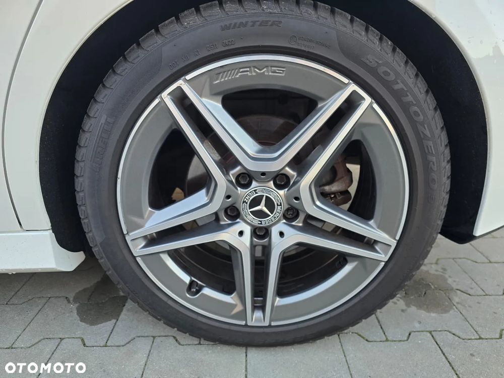 Mercedes-Benz Klasa A 250 4Matic 7G-DCT AMG Line - 26
