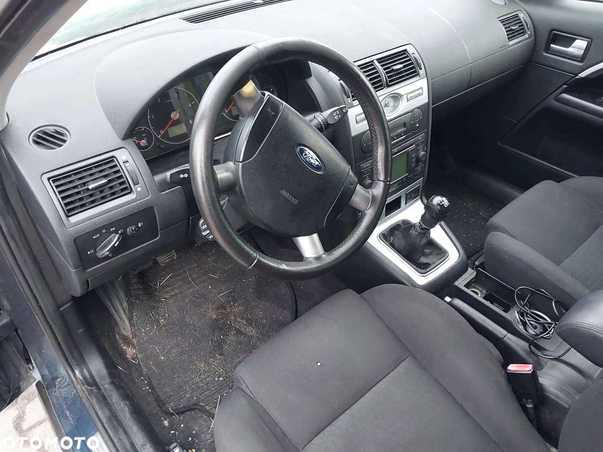 Ford Mondeo Mk3 Lift silnik 2.0 TDCI 125KM skrzynia biegów 6 biegowa zderzak maska klapa drzwi błotnik kod lakieru O3 OCTANE BLUE sanki przód wtryski pompa głowica radio Blaupunkt szyba fotel lampa felgi alternator turbina NA CZĘŚCI Wszystkie Części - 14